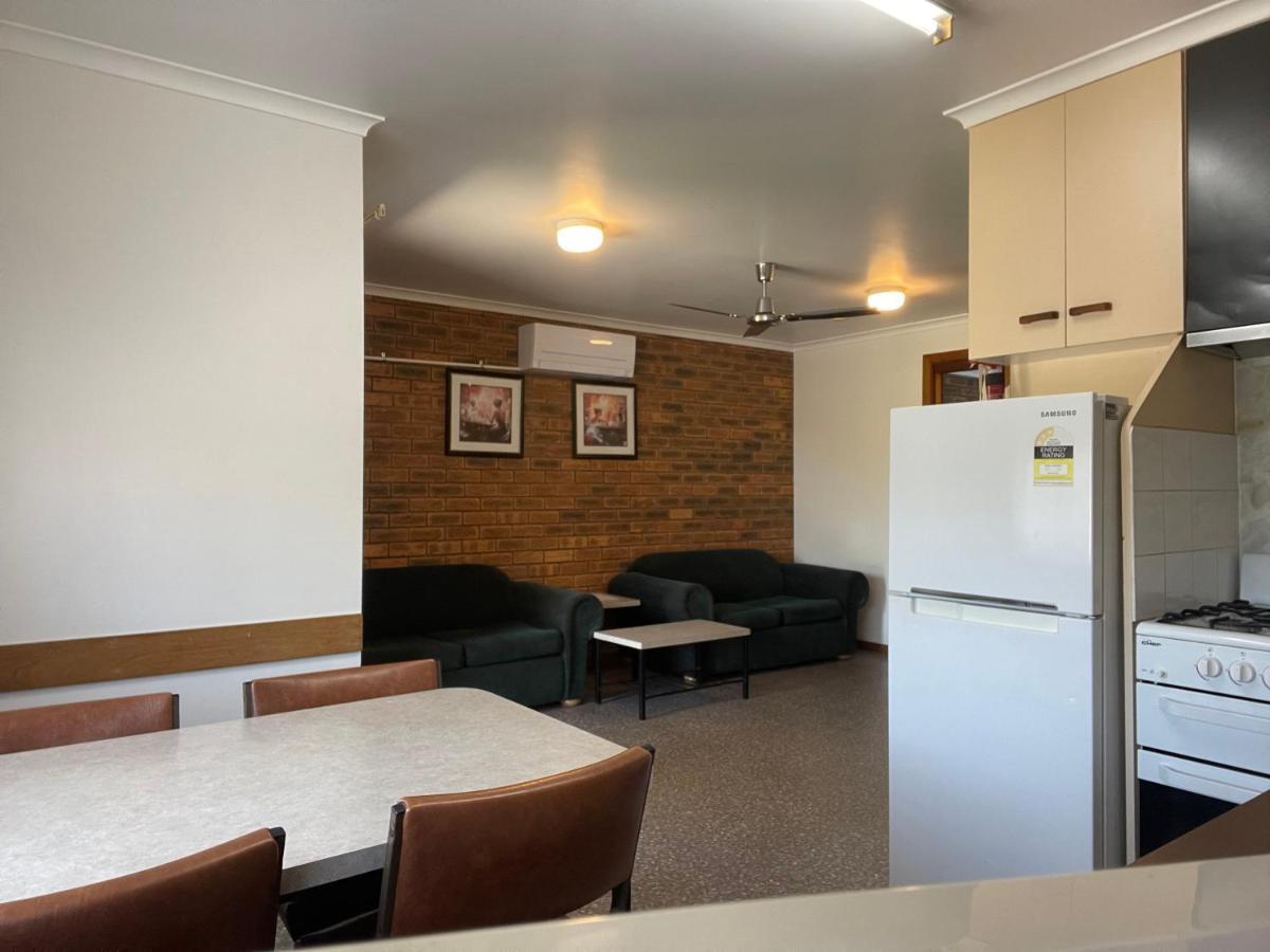 Marlo Caravan Park & Motel מראה חיצוני תמונה